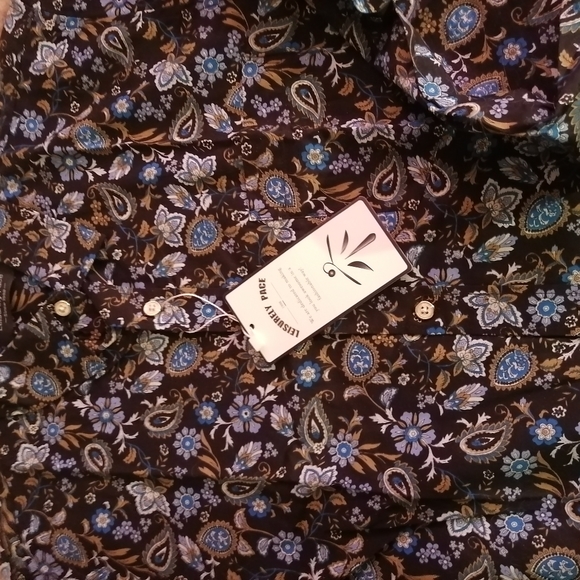 Men's button up - Picture 5 of 5